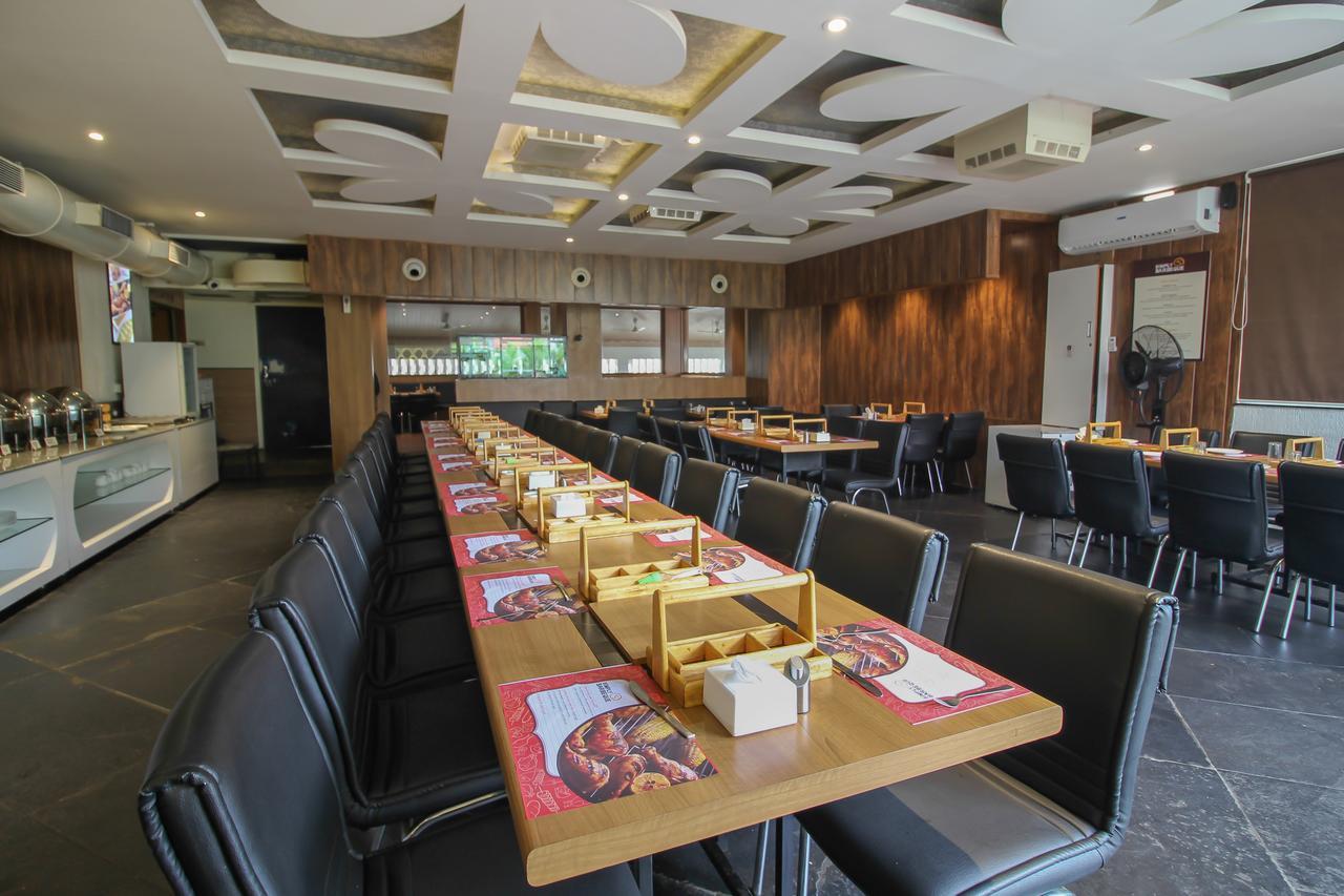 Oyo 24197 Saptaruchi Pimpri-Chinchwad Exterior foto