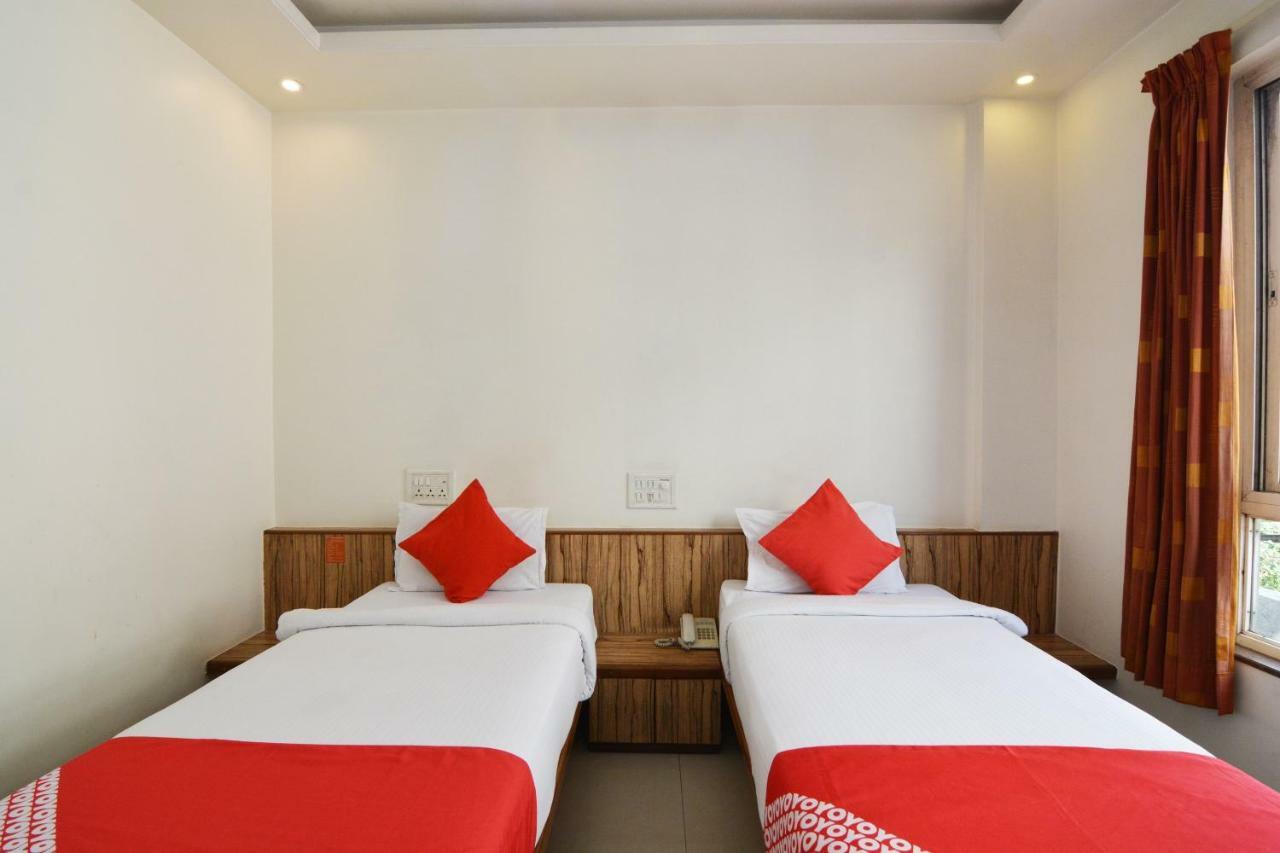 Oyo 24197 Saptaruchi Pimpri-Chinchwad Exterior foto