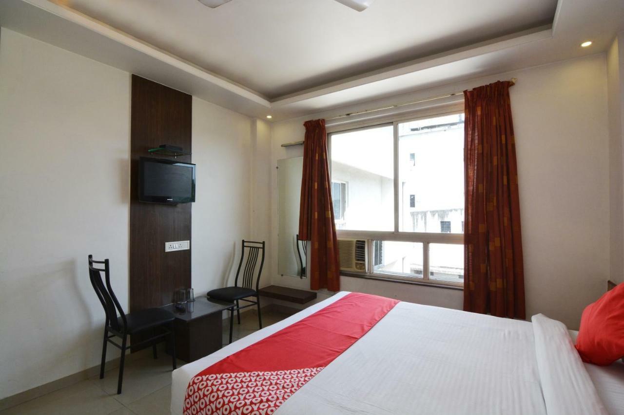 Oyo 24197 Saptaruchi Pimpri-Chinchwad Exterior foto